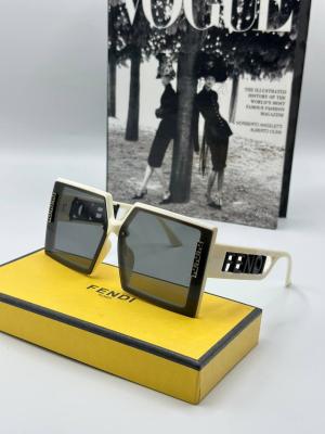 Fendi Beyaz Kadın Güneş Gözlüğü | G1628