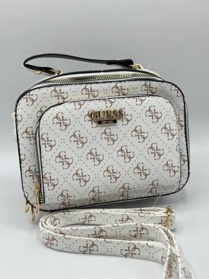 Guess Beyaz Desenli Kadın Çanta  | VLT379