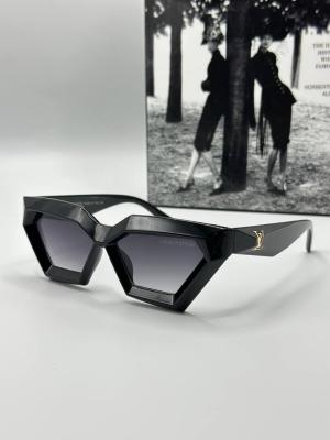 Louis Voitton İthal Kadın Güneş Gözlüğü 1675 Siyah