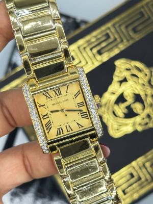 Michael Kors Gold Taşlı Kadın Saat  S474