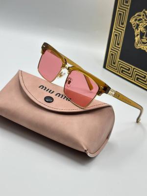 Miu Miu Pembe Kadın Güneş Gözlüğü  G1758