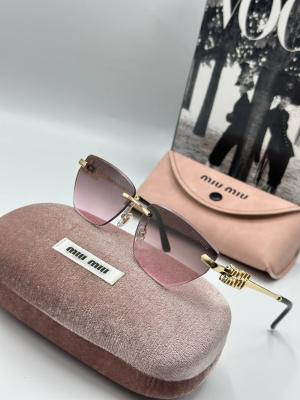 Miu Miu Pembe Kadın İthal Güneş Gözlüğü  G1813-ILY