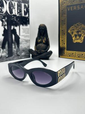 Miu Miu Siyah Kadın Güneş Gözlüğü G1150 