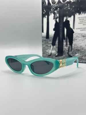Miu Miu Su yeşili  Kadın Güneş Gözlüğü | G1803
