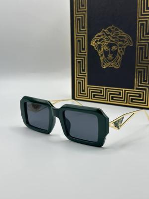 Prada Milano Yeşil Kadın Güneş Gözlüğü G1785 Yeşil