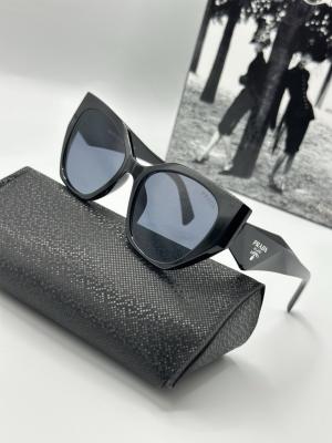 Prada Milano Siyah Kadın Güneş Gözlüğü  G1993-VLL