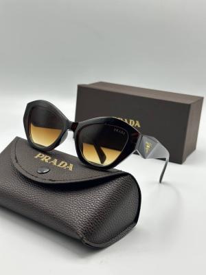 Prada Milano Kahverengi Kadın Güneş Gözlüğü G3331-VLLZ