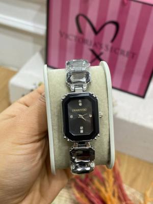 Swarovski Siyah Kadın Kol Saati  S562