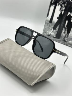 Tom Ford Siyah Çerçeve Siyah Cam Unisex Güneş Gözlüğü  G1992-VLL